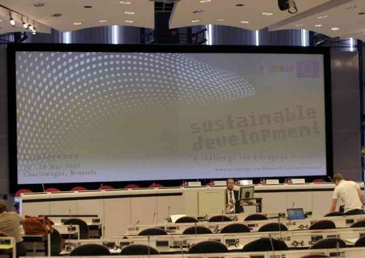 "SUSTAINABLE DEVELOPMENT, A CHALLENGE FOR EUROPEAN RESEARCH" eu_pl012